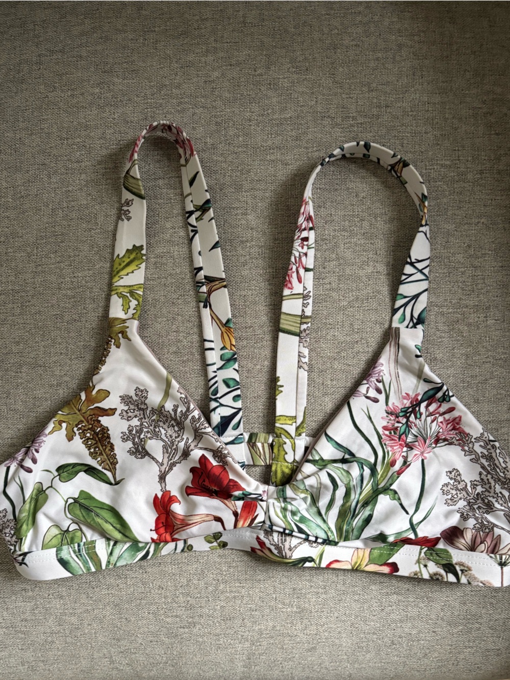 Vitamin A Floral White Multicolor Bikini Set, size small